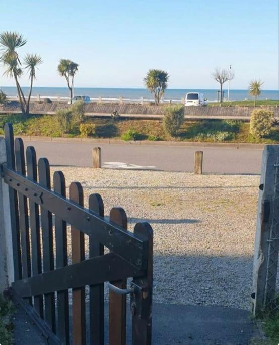Studio Front De Mer Merville-Franceville-Plage Luaran gambar